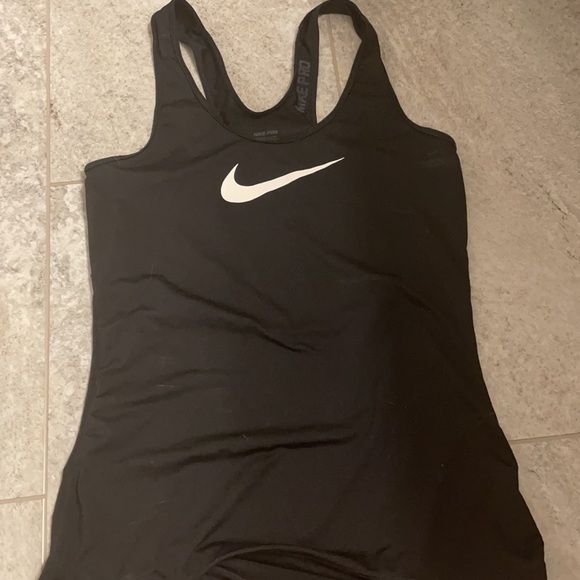 Nike Pro Racerback Tank. Size S - Picture 4 of 4